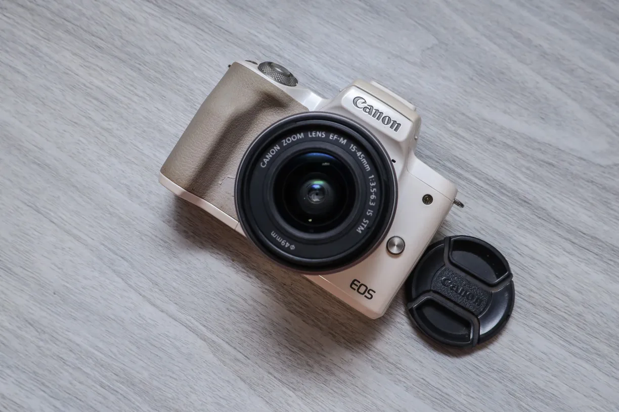Jual Canon EOS KISS M White Kit 15-45mm IS STM M50 Japan…